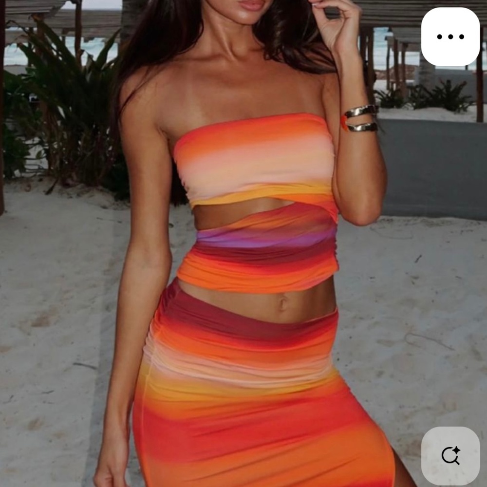 White Fox Intertwined Horizon Hues